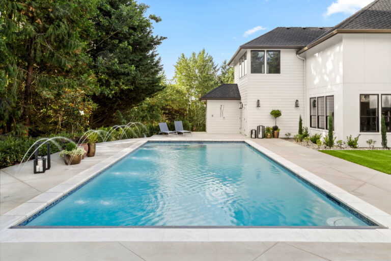Are Homes with a Swimming Pool Common in Chicago?