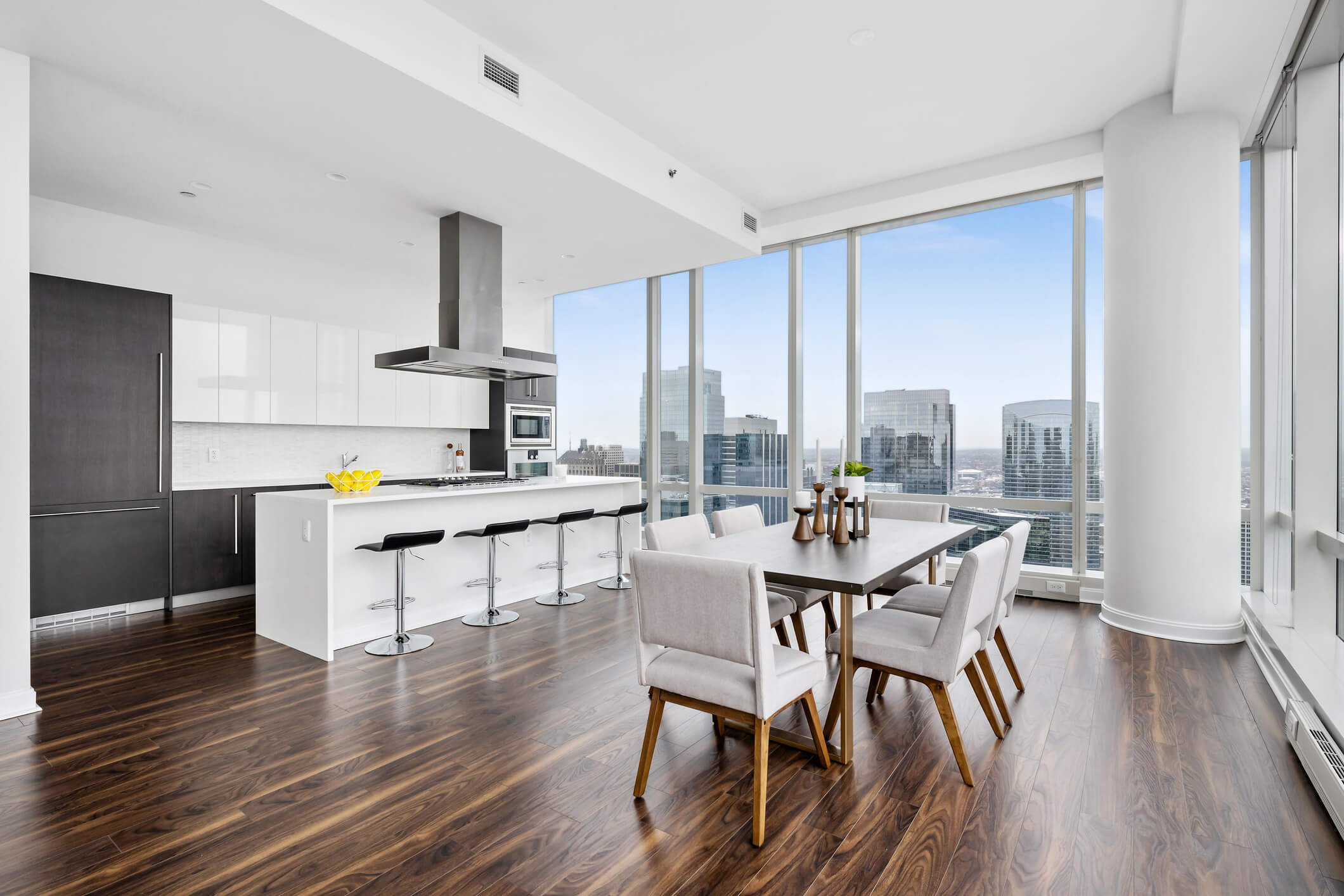 Chicago Condo Buildings With Floor To Ceiling Windows
