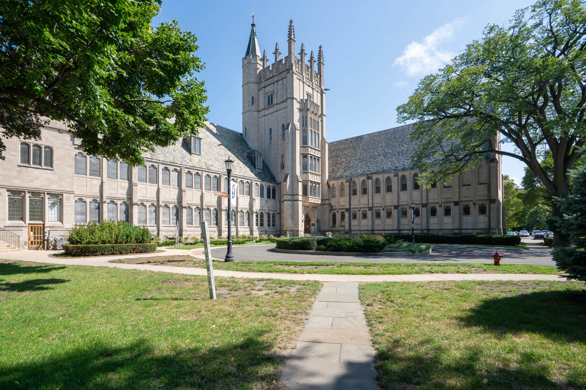 Universities in Chicago's Suburbs