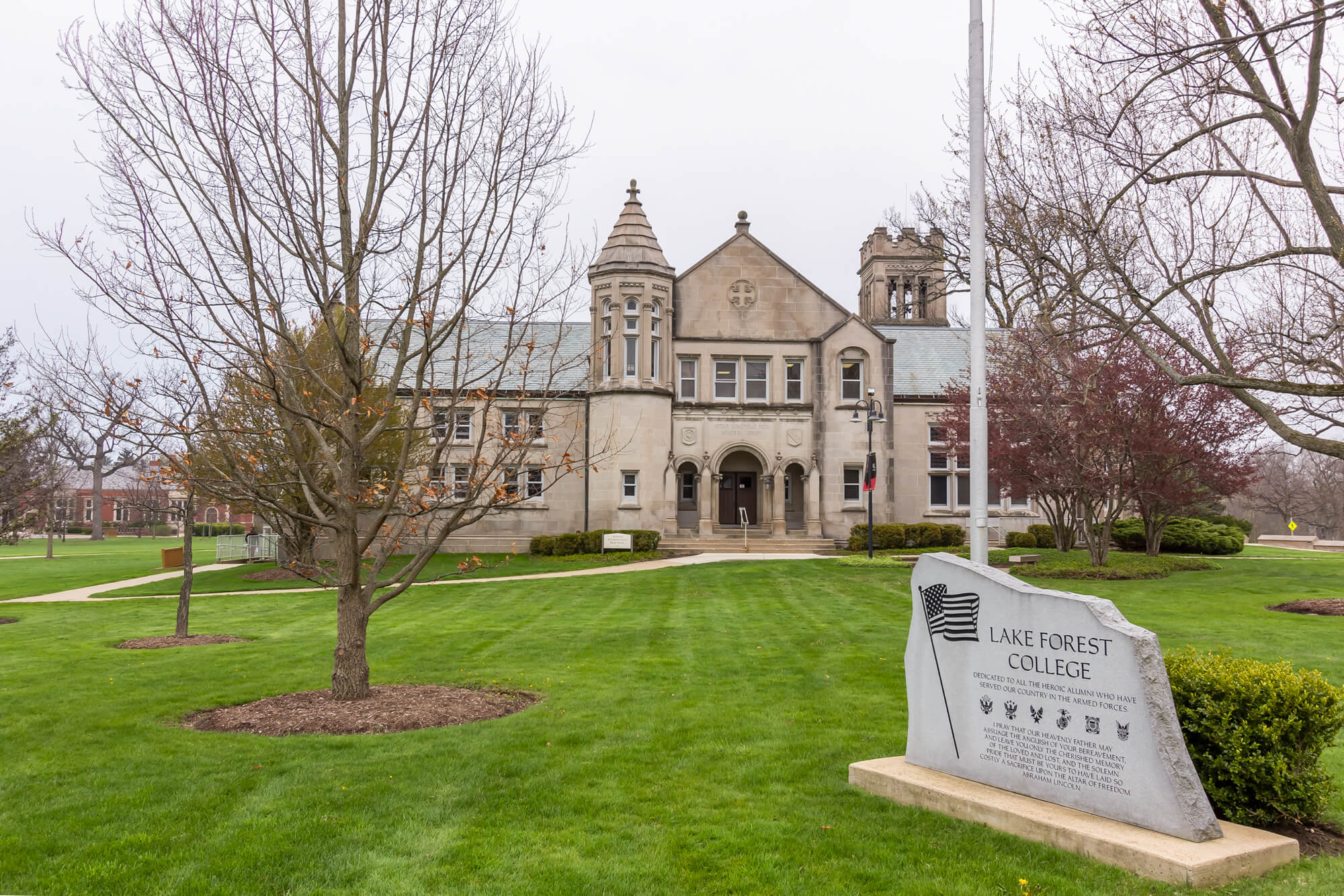 Colleges in Chicago's Suburbs