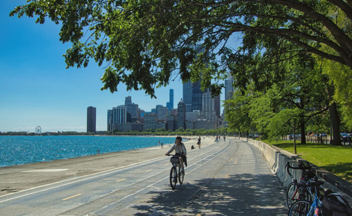Which Chicago Neighborhoods Have the Best Lakefront Access?